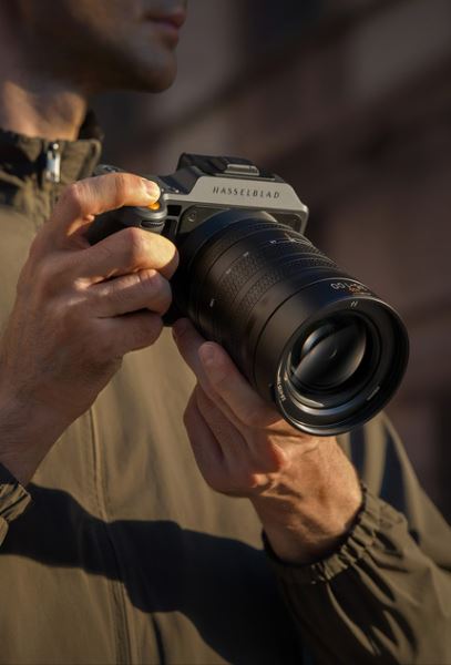 Hasselblad X2D II 100C: сто мегапикселей за $7400