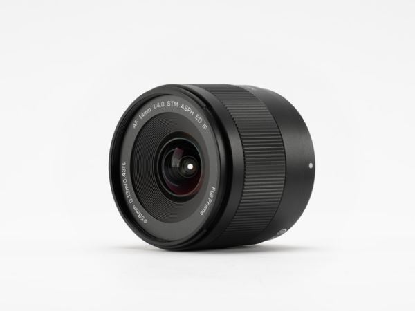 Viltrox AF 14mm F4.0 Air и AF 9mm F2.8 Air: широкий угол для полного кадра и кропа